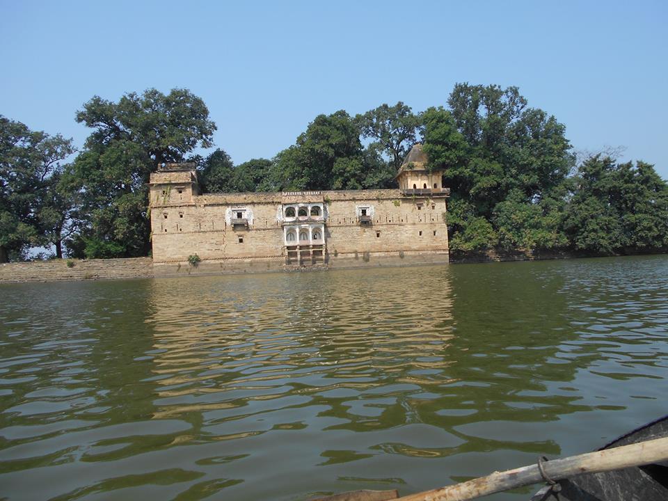 Chanderi Tourism - Motamal Handlooms