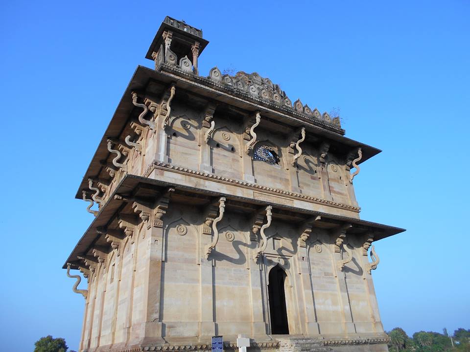 Chanderi Tourism - Motamal Handlooms