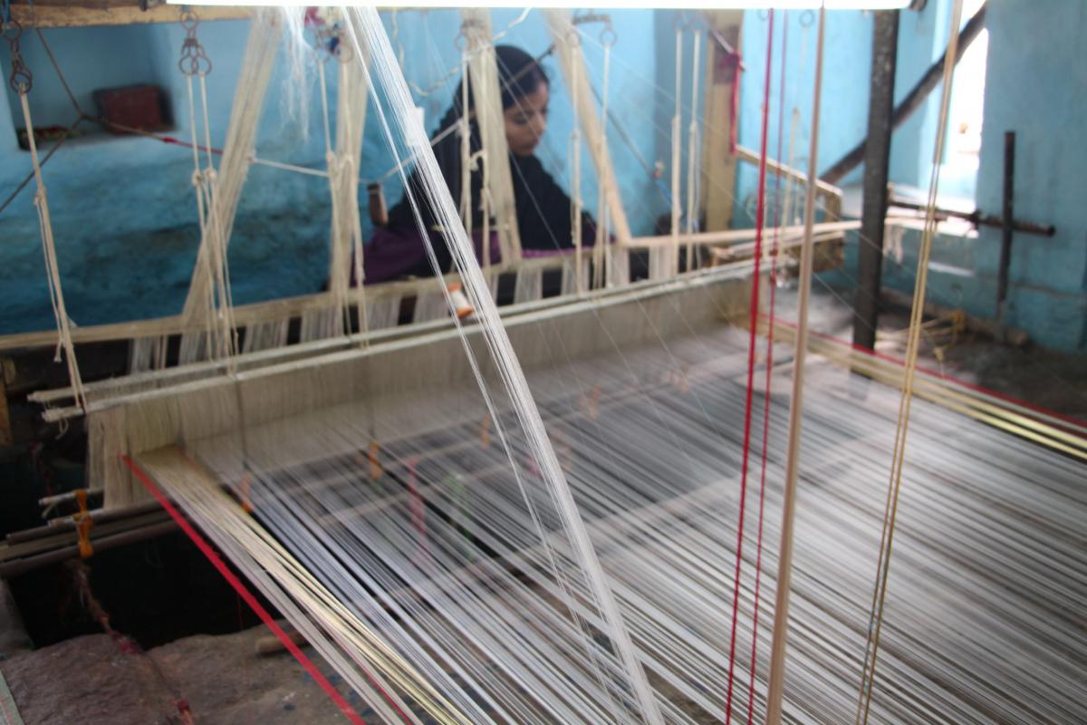 Expert Handloom Weavers - Motamal Handlooms