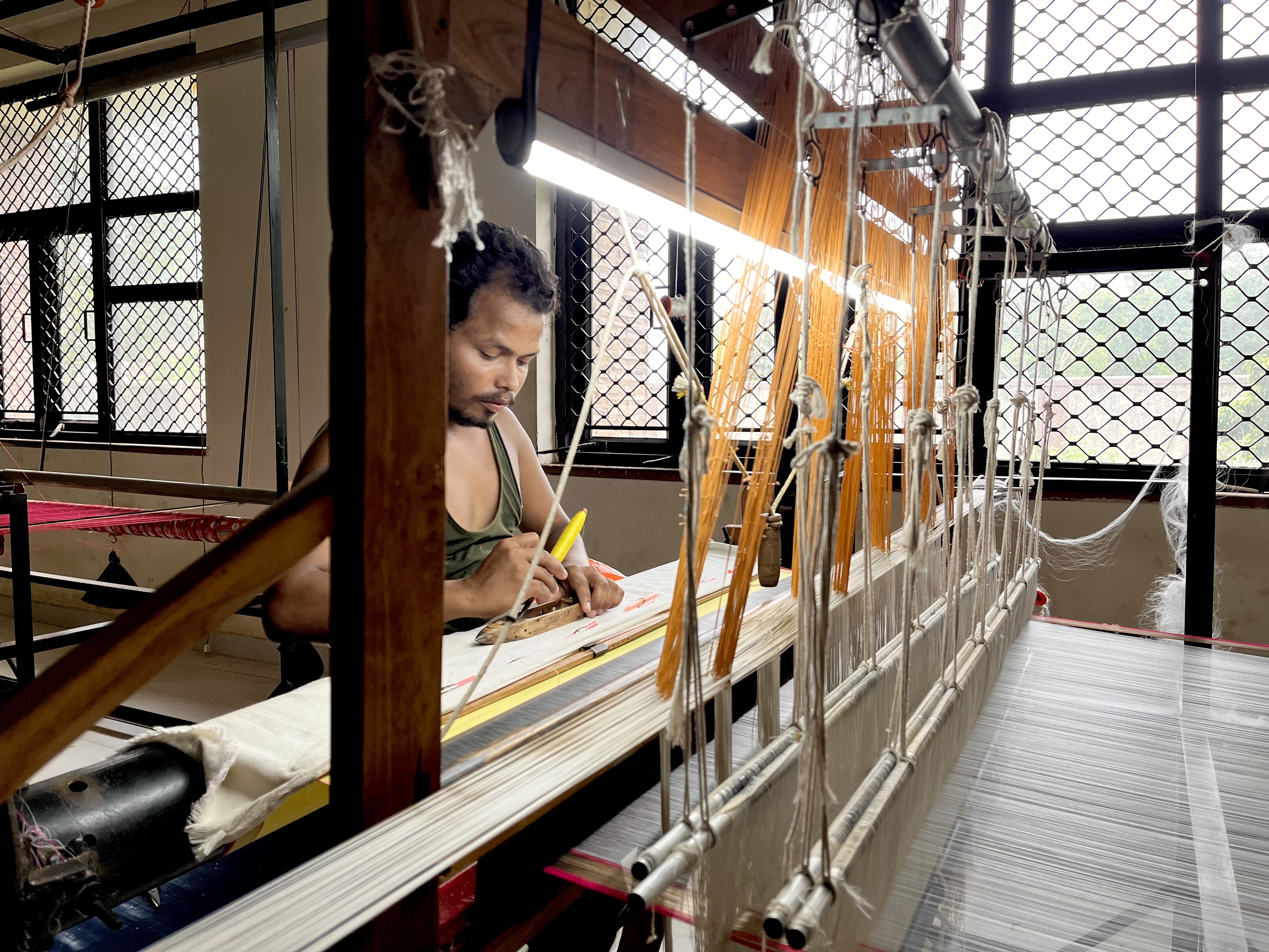 Chanderi Handloom weaver - Motamal Handlooms