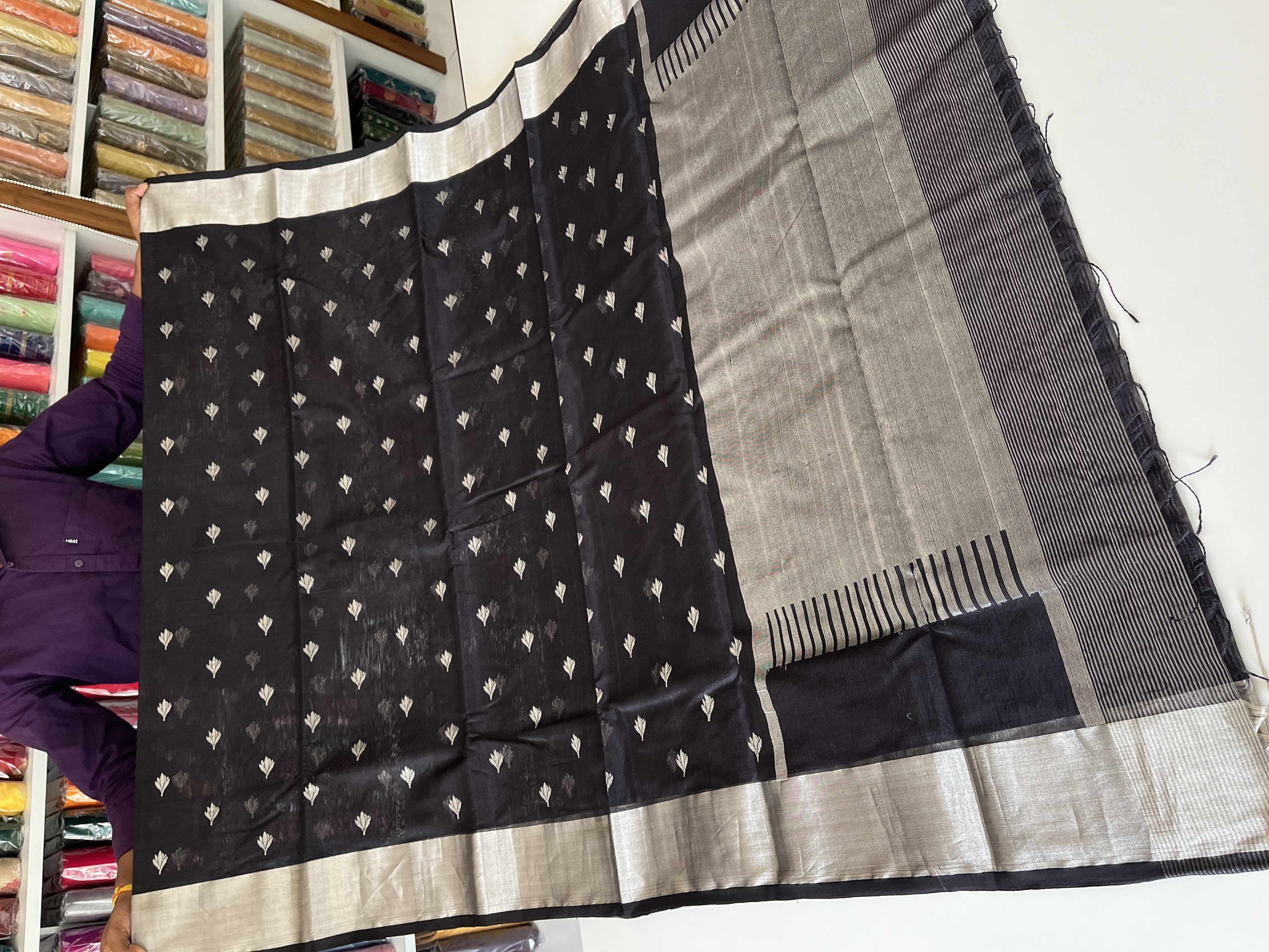 Chanderi Sarees — Design 98 - Motamal Handlooms, Chanderi