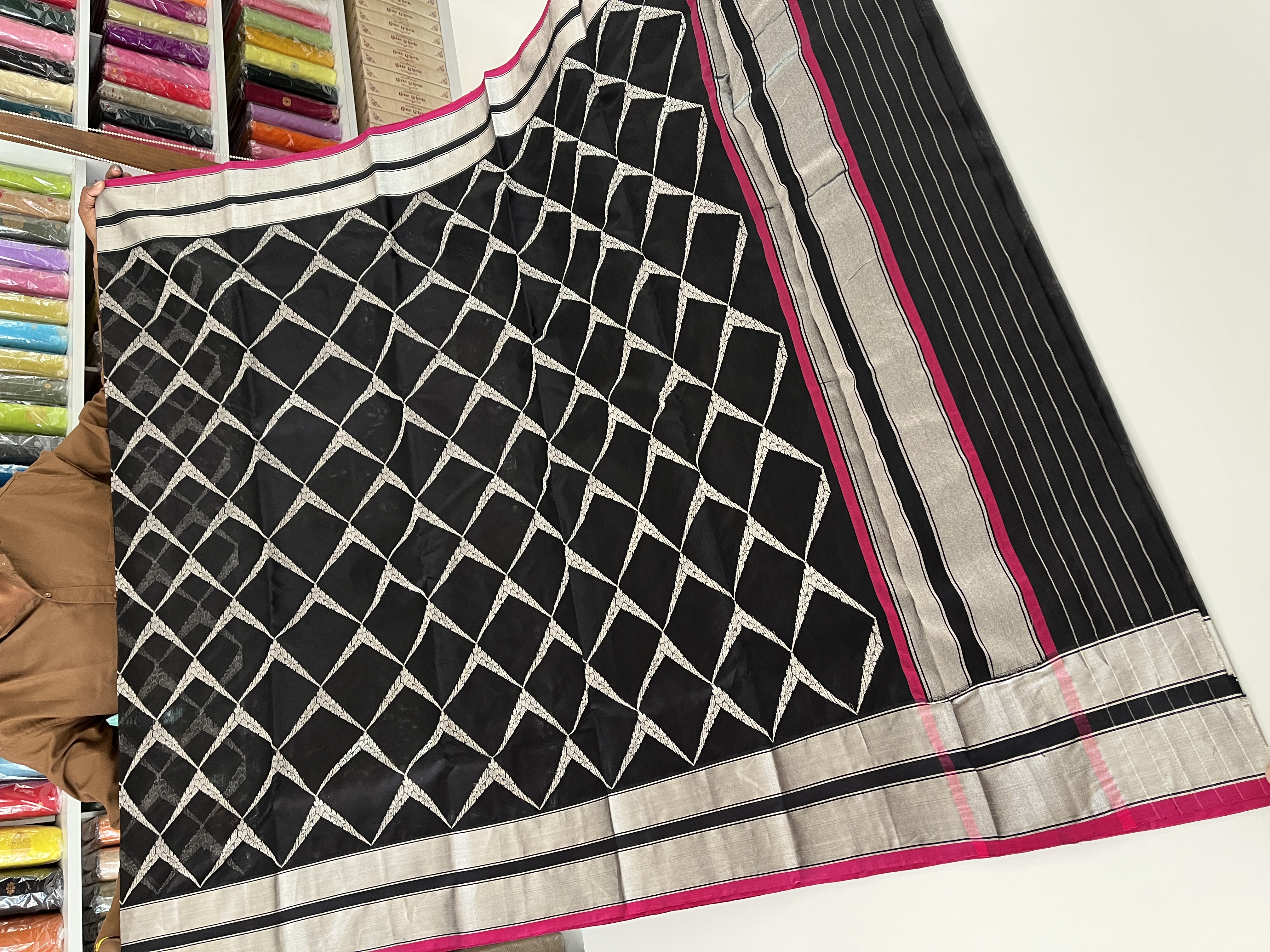Chanderi Sarees — Design 48 - Motamal Handlooms, Chanderi
