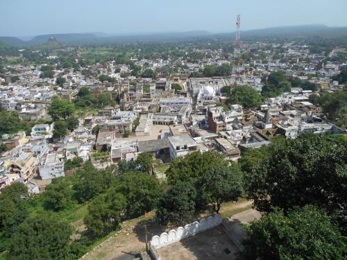 beauty of chanderi motamal handlooms